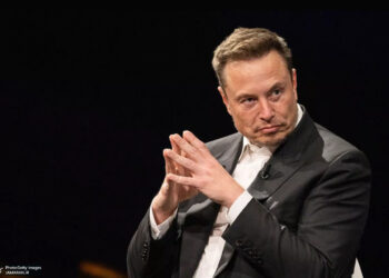 اروپا با ایلان ماسک چه کند؟/ میلیارد متحد ترامپ اروپا را تحقیر می‌کند