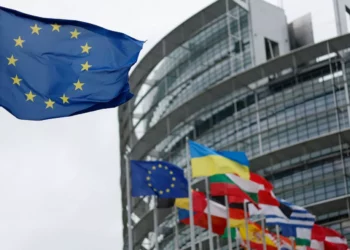 تدبیر تازه گزارش می دهد آیا احزاب راست افراطی، اروپا را می‌بلعند؟