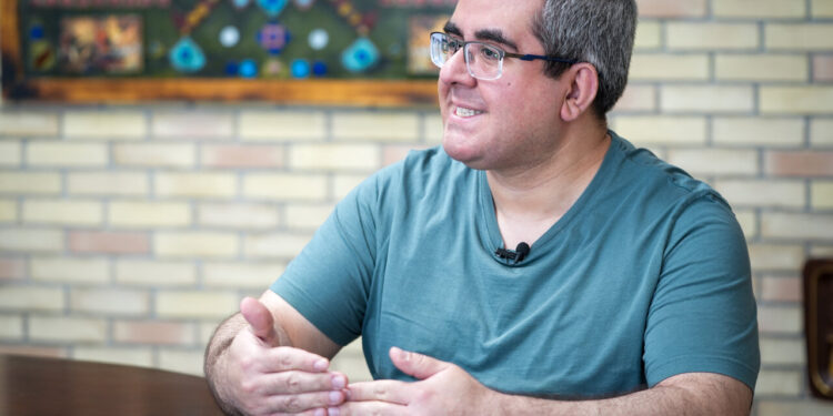 سایه سنگین بحران برق بر سر آینده هوش مصنوعی در ایران