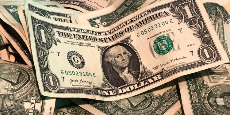 تدبیر تازه گزارش می دهد آیا جهش ارزی در پاییز و زمستان کولاک خواهد کرد؟