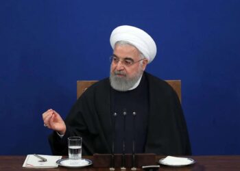 روحانی: می توانستیم مسأله هسته ای را در سال ۸۴ تمام کنیم اما انتخابات ۸۴، ماجرا را تغییر داد