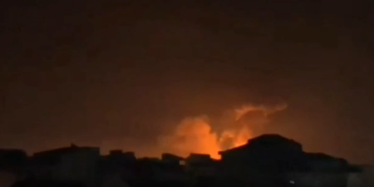 حمله به شهرک صنعتی رشت (+عکس)