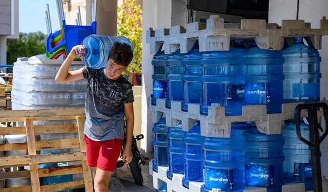 هدر رفت ۳۰ درصدی آب در شبکه توزیع به دلیل فرسودگی