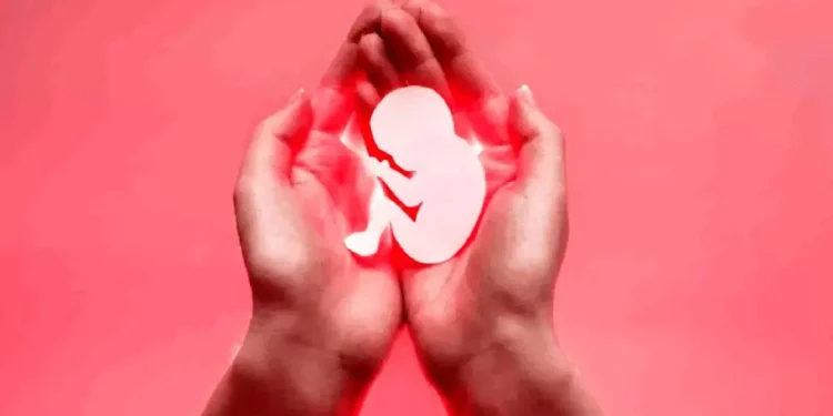 سقط جنین؛ مجاز تنها با رعایت قانون و شرایط مشخص