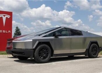 تسلا در قطر؛ نشانۀ چیست؟