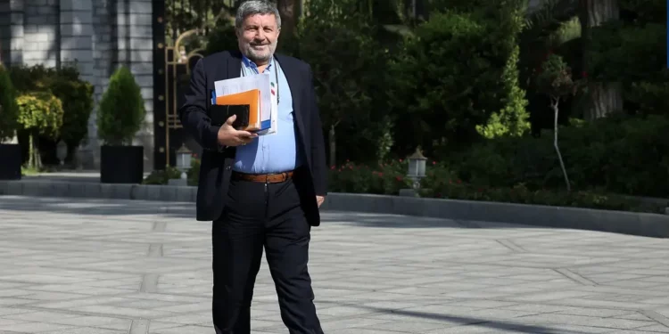 رئیس شورای اطلاع رسانی دولت: رهبری درباره حجاب دستوراتی داده‌اند / دولت به گشت ارشاد و حجاب بان برنمی‌گردد /برهنه‌نمایی تنها یکی از 23 مصداق ناهنجاری در گزارش وزارت اطلاعات بوده است