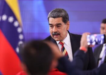 مادورو: آماده گفت‌وگوی مستقیم با آمریکا هستیم