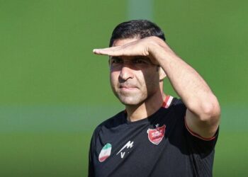 هاشمیان باز هم پیشنهاد پرسپولیس را رد کرد/ همه پولم را می‌خواهم!