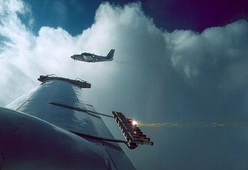 هزینه هر پرواز برای بارورسازی ابرها اعلام شد/ سهم بارورسازی ابرها در بارش‌ها چقدر است؟