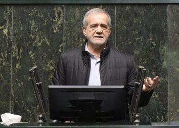 پزشکیان: لایحه بودجه ۱۴۰۵ آتش تورم را کم‌رمق و گرانی را کنترل می‌کند