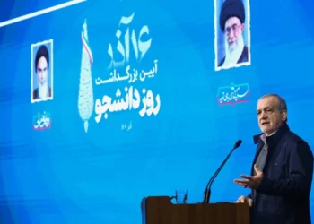 پزشکیان: ۵۰ درصد مردم رای ندادند، آنها هم که دادند با اکراه بود؛ این پیام روشنی برای ما دارد/ دستور دادم سیم‌کارت‌های سفید را سیاه کنند/ موضوع حجاب با زور حل نمی شود