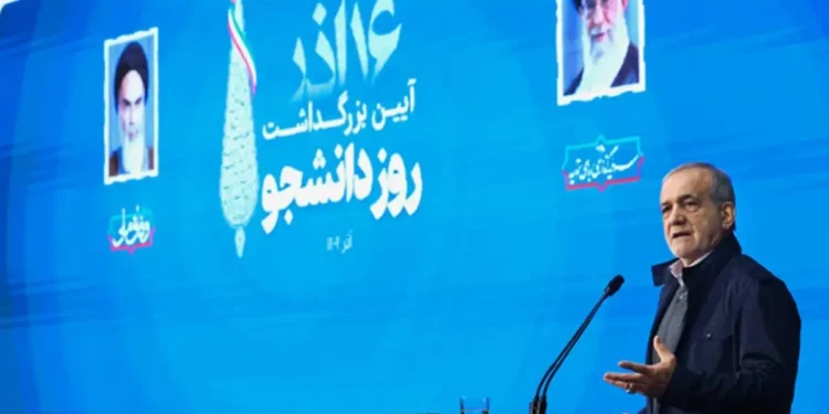 پزشکیان: ۵۰ درصد مردم رای ندادند، آنها هم که دادند با اکراه بود؛ این پیام روشنی برای ما دارد/ دستور دادم سیمکارتهای سفید را سیاه کنند/ موضوع حجاب با زور حل نمی شود