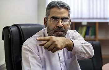 دلار و غذا گران می‌شوند/ صمصامی:‌ امروز بذر تورم ۱۴۰۵ کاشته شد/ حذف ارز ترجیحی با کالا برگ جبران نمی‌شود