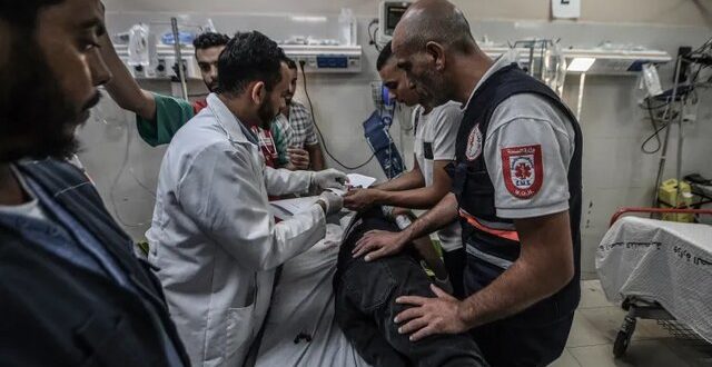 تداوم حملات به غزه و قتل عام کارکنان امداد و دفاع مدنی