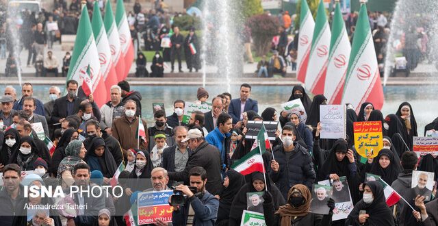 حماسه آفرینی ملت ایران در ۱۳ آبان