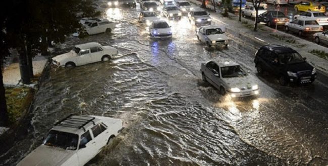 سیلاب احتمالی در تجریش فاجعه انسانی رقم می‌زند/ ۲۰ سانتی‌متر سیل ماشین را با خود می‌برد