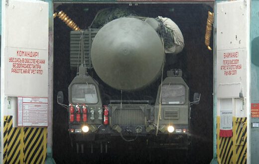 برای اولین بار؛‌ روسیه داخل قوی‌ترین موشک اتمی‌اش را به نمایش گذاشت / عکس